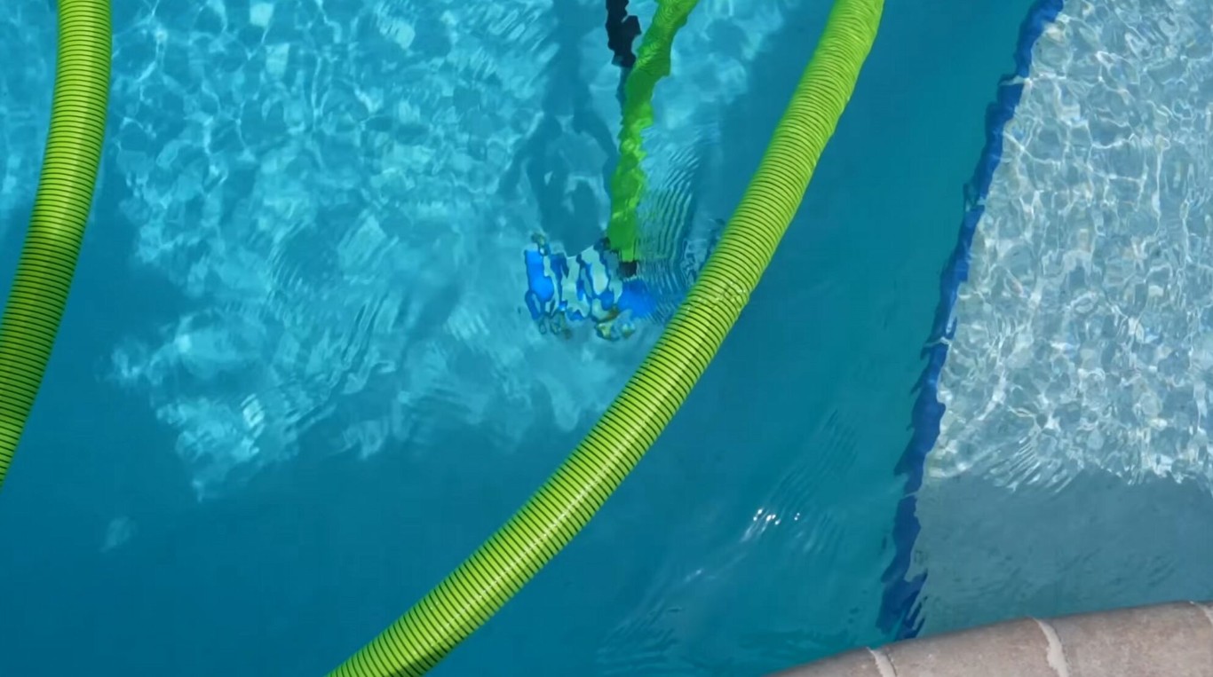 Pool cleaning equipment and tools in Diamond Bar, CA